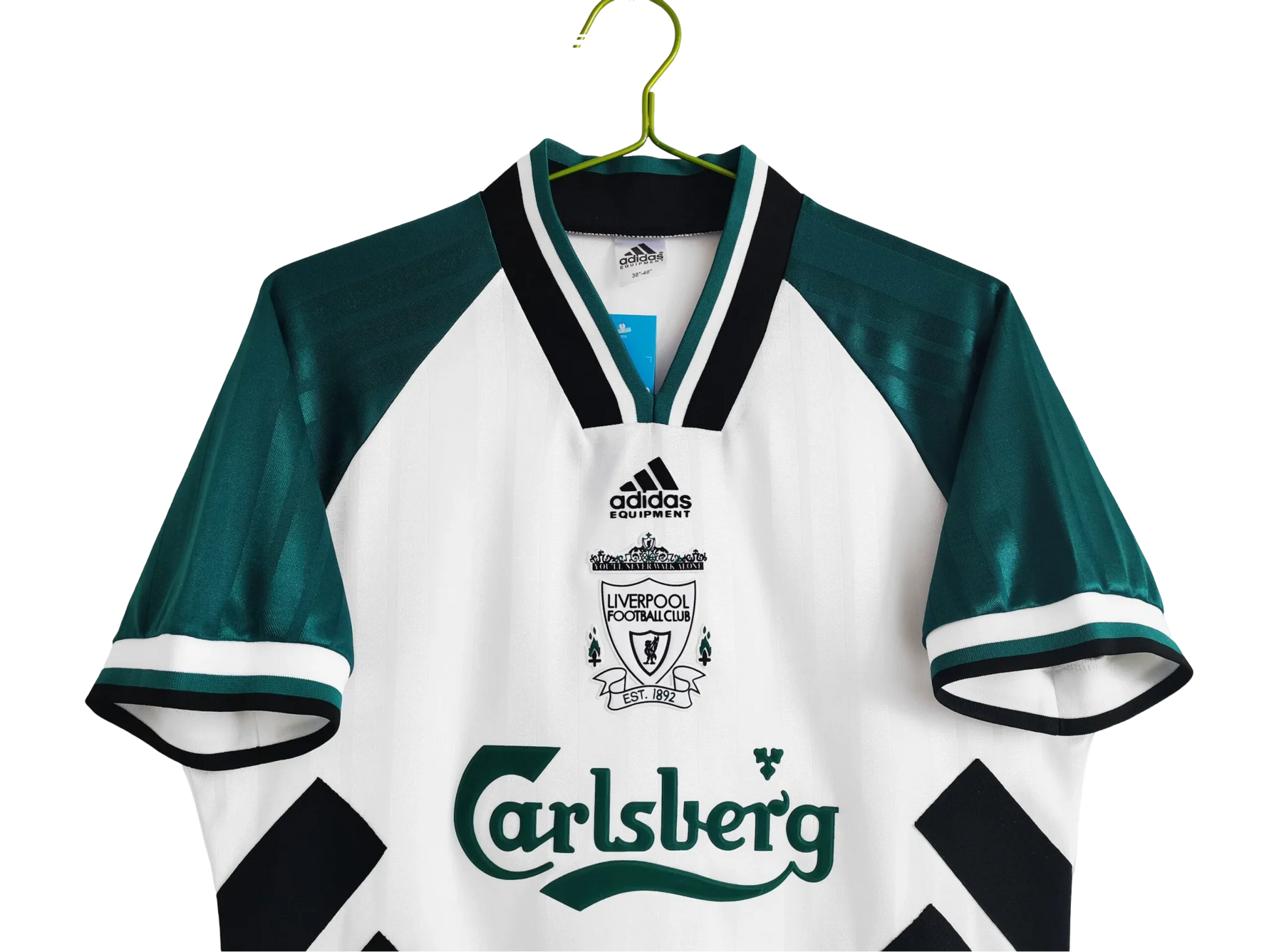https://cdn.shopify.com/s/files/1/0826/7228/8075/files/19931995-liverpool-carlsberg-away-retro-kit-classickits433-778630.webp?v=1741199196