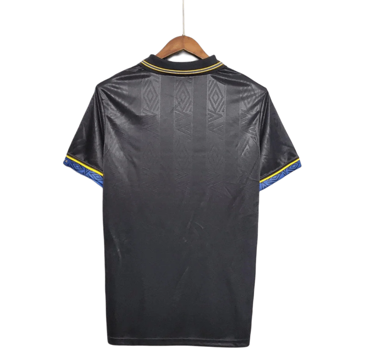 https://cdn.shopify.com/s/files/1/0826/7228/8075/files/19931995-manchester-united-sharp-viewcam-black-away-retro-kit-classickits433-112394.webp?v=1741199182
