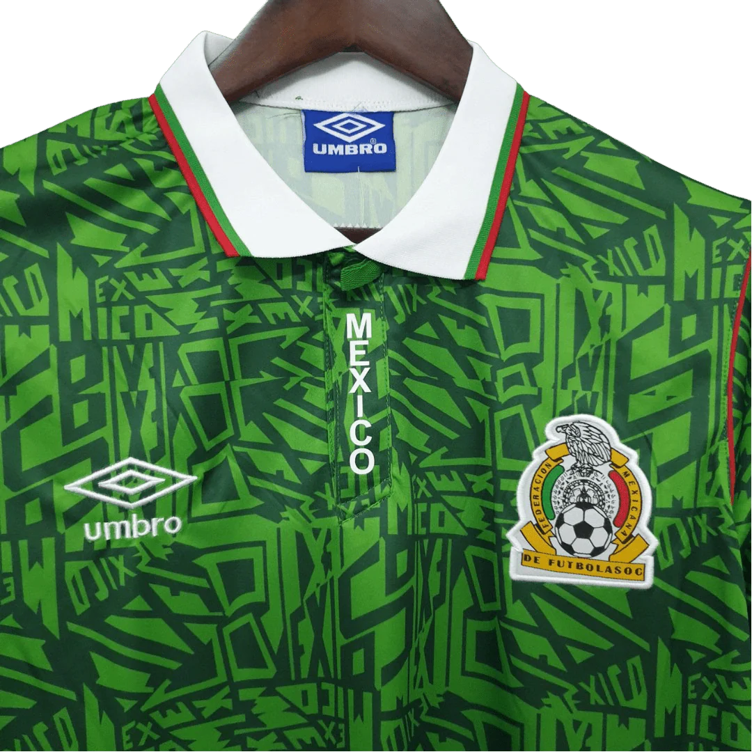 https://cdn.shopify.com/s/files/1/0826/7228/8075/files/1994-mexico-world-cup-home-retro-kit-classickits433-498164.webp?v=1741198590