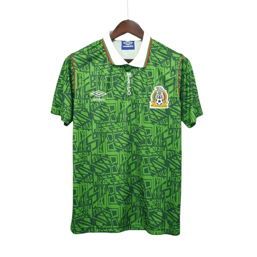 https://cdn.shopify.com/s/files/1/0826/7228/8075/files/1994-mexico-world-cup-home-retro-kit-classickits433-757721.webp?v=1741198591