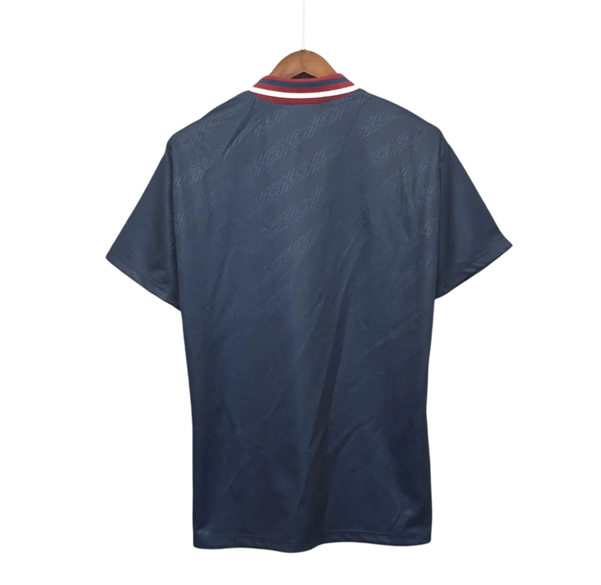 https://cdn.shopify.com/s/files/1/0826/7228/8075/files/19941995-ajax-abn-amro-away-retro-kit-classickits433-532633.webp?v=1741199359