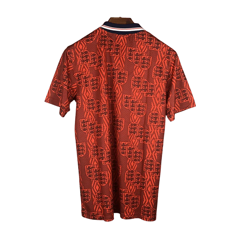 https://cdn.shopify.com/s/files/1/0826/7228/8075/files/19941995-england-red-away-retro-kit-classickits433-906619.webp?v=1741198453