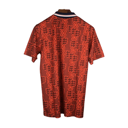 https://cdn.shopify.com/s/files/1/0826/7228/8075/files/19941995-england-red-away-retro-kit-classickits433-906619.webp?v=1741198453