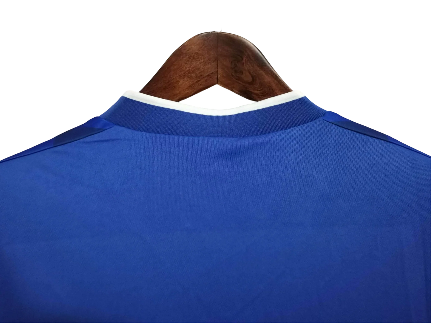 https://cdn.shopify.com/s/files/1/0826/7228/8075/files/19941995-everton-nec-home-retro-kit-fa-cup-final-classickits433-666512.webp?v=1741198257