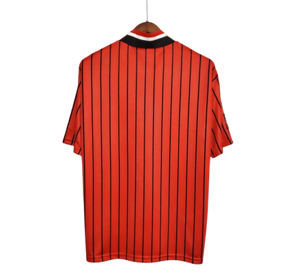 https://cdn.shopify.com/s/files/1/0826/7228/8075/files/19941995-glasgow-rangers-mcewans-lager-away-kit-classickits433-921123.webp?v=1741199132