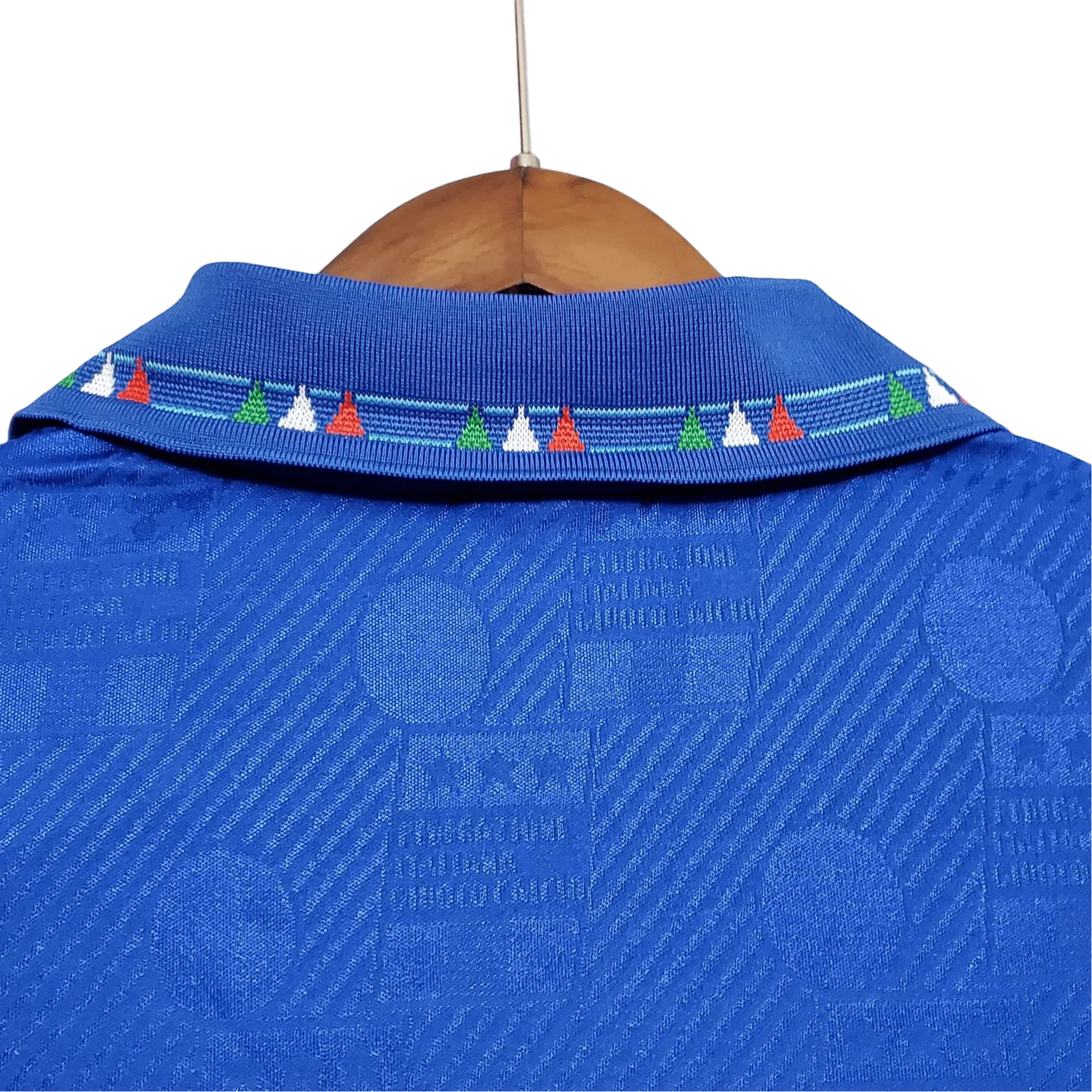 https://cdn.shopify.com/s/files/1/0826/7228/8075/files/19941995-italy-home-retro-kit-classickits433-293141.webp?v=1741198781