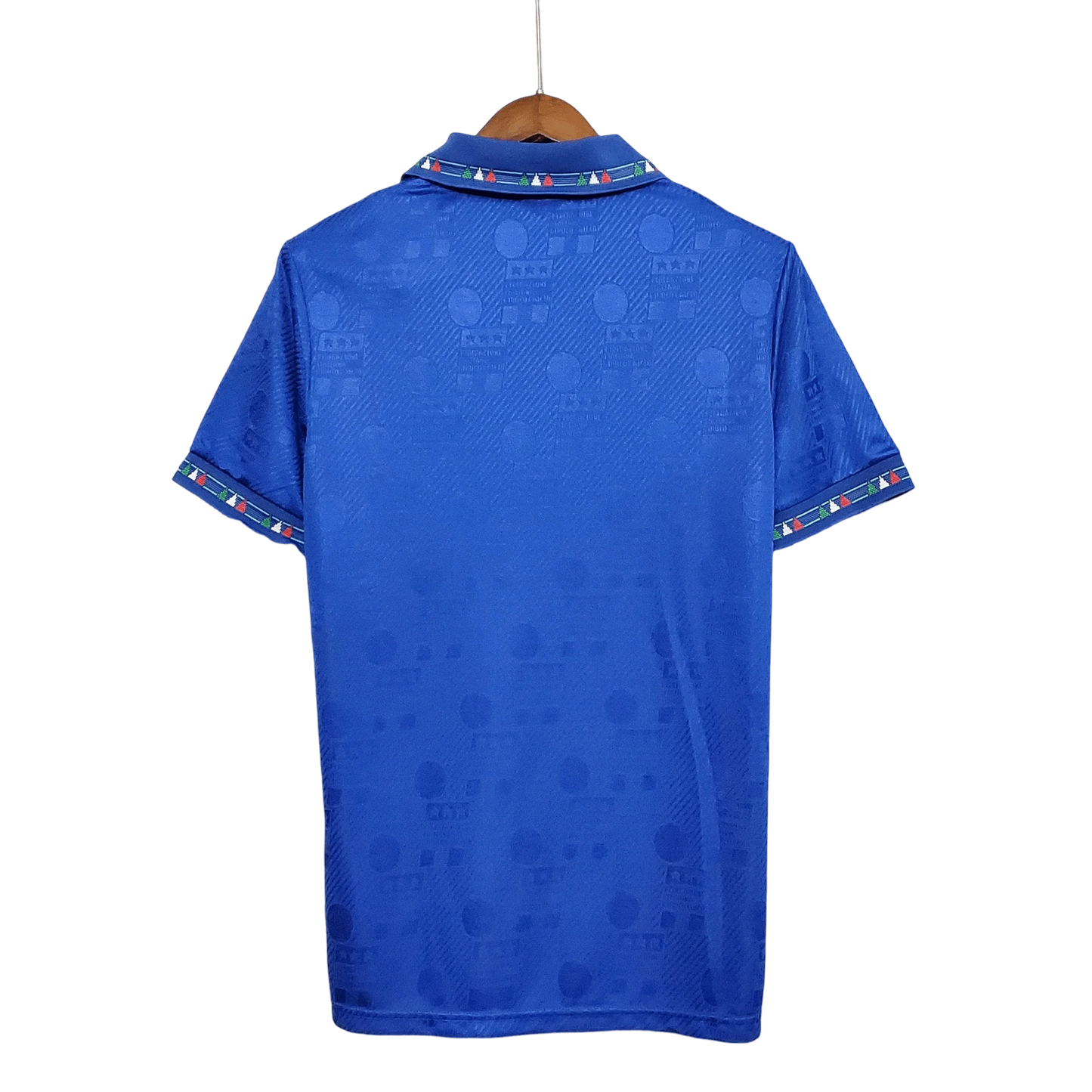 https://cdn.shopify.com/s/files/1/0826/7228/8075/files/19941995-italy-home-retro-kit-classickits433-433055.webp?v=1741198781