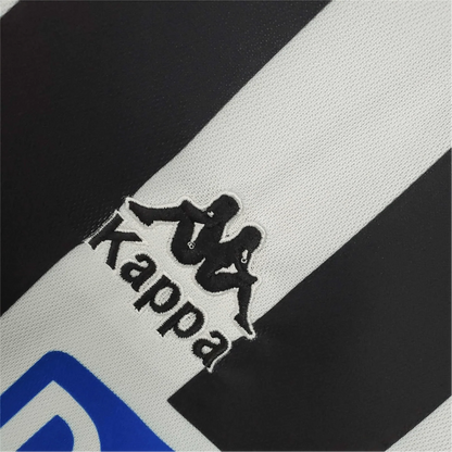 https://cdn.shopify.com/s/files/1/0826/7228/8075/files/19941995-juventus-danone-home-retro-kit-849251.webp?v=1741197288