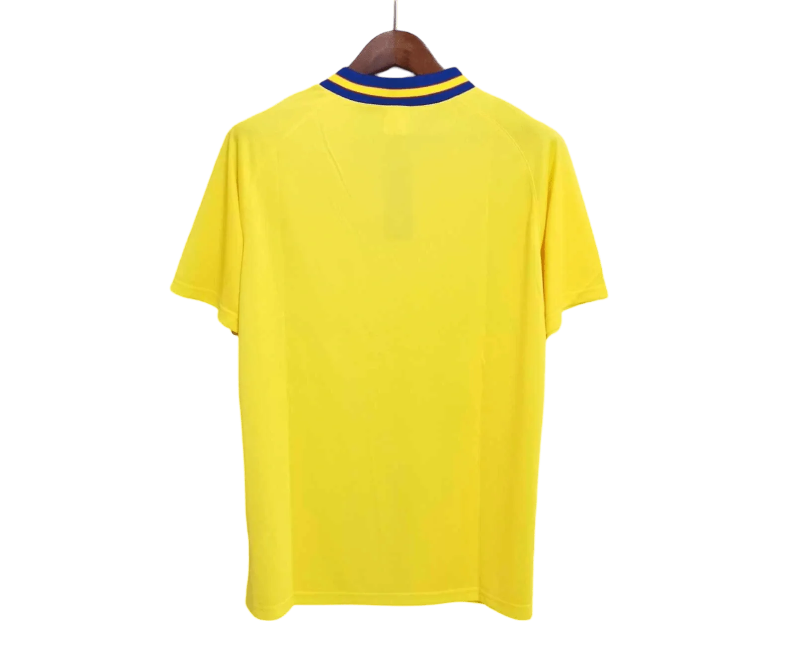 https://cdn.shopify.com/s/files/1/0826/7228/8075/files/19941995-sweden-yellow-home-retro-kit-classickits433-116894.webp?v=1741198794