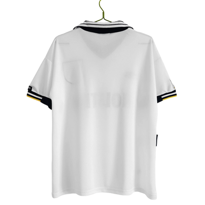 https://cdn.shopify.com/s/files/1/0826/7228/8075/files/19941995-tottenham-hotspur-holsten-home-retro-kit-classickits433-184494.webp?v=1741199159
