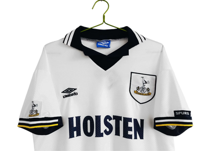 https://cdn.shopify.com/s/files/1/0826/7228/8075/files/19941995-tottenham-hotspur-holsten-home-retro-kit-classickits433-840510.webp?v=1741199160