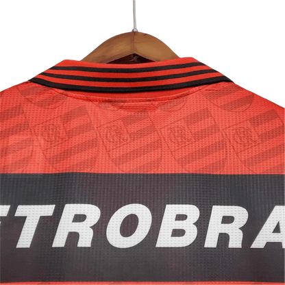 https://cdn.shopify.com/s/files/1/0826/7228/8075/files/1995-flamengo-fc-lubrax-home-retro-jersey-190701.webp?v=1741197183