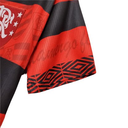 https://cdn.shopify.com/s/files/1/0826/7228/8075/files/1995-flamengo-fc-lubrax-home-retro-jersey-544567.webp?v=1741197183