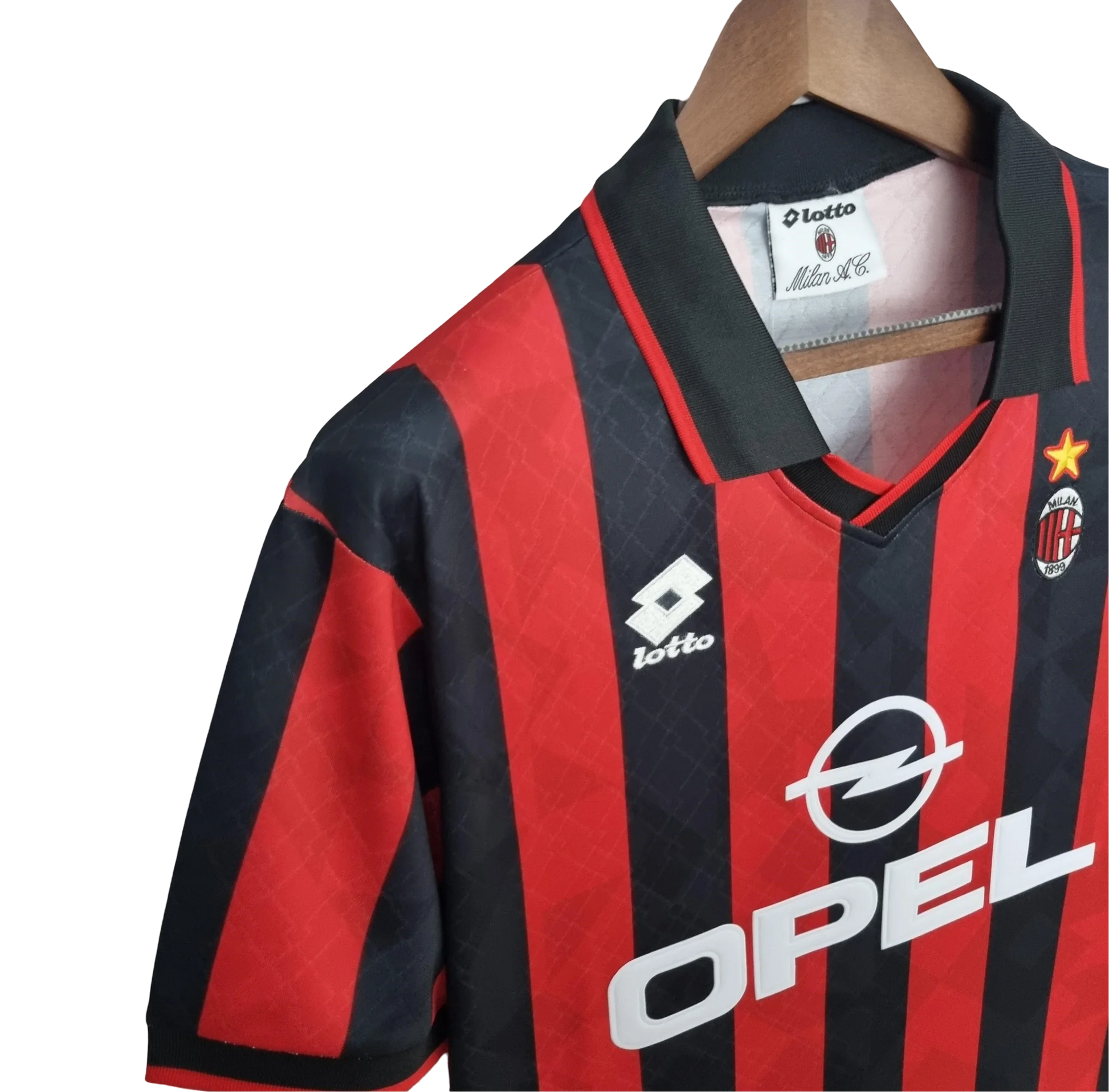 https://cdn.shopify.com/s/files/1/0826/7228/8075/files/19951996-ac-milan-lotto-opel-home-retro-kit-classickits433-255948.webp?v=1741198901