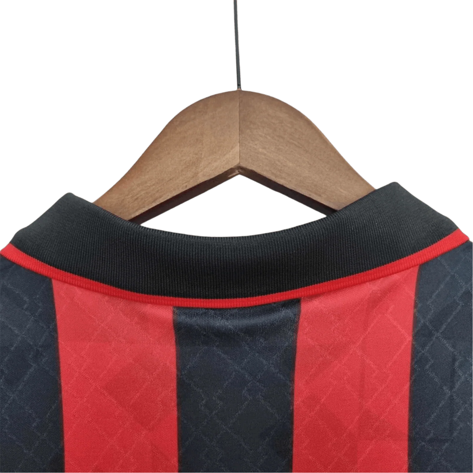 https://cdn.shopify.com/s/files/1/0826/7228/8075/files/19951996-ac-milan-lotto-opel-home-retro-kit-classickits433-630952.webp?v=1741198899