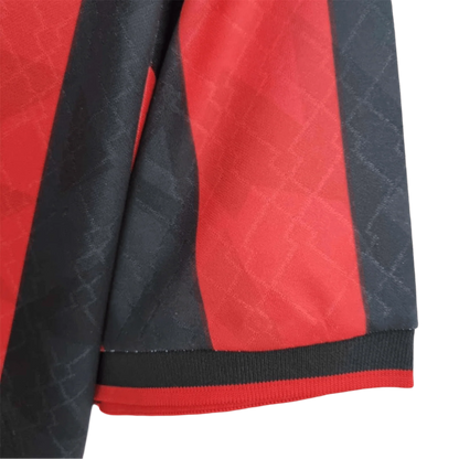 https://cdn.shopify.com/s/files/1/0826/7228/8075/files/19951996-ac-milan-lotto-opel-home-retro-kit-classickits433-868112.webp?v=1741198899
