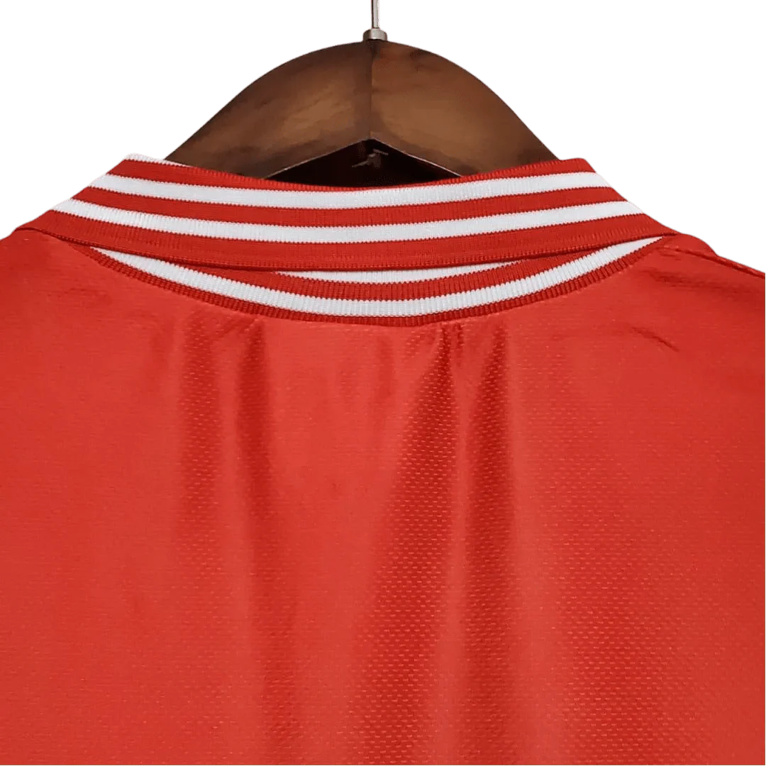 https://cdn.shopify.com/s/files/1/0826/7228/8075/files/19951996-ajax-abn-amro-home-retro-kit-classickits433-244985.webp?v=1741198355