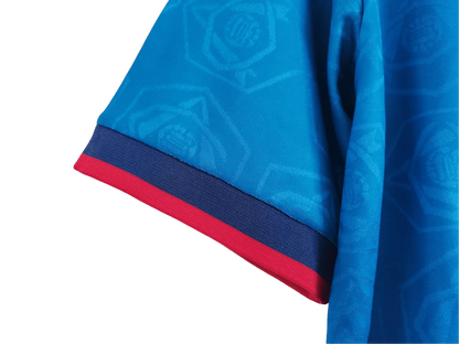 https://cdn.shopify.com/s/files/1/0826/7228/8075/files/19951996-arsenal-jvc-blue-away-retro-kit-classickits433-797651.webp?v=1741199335