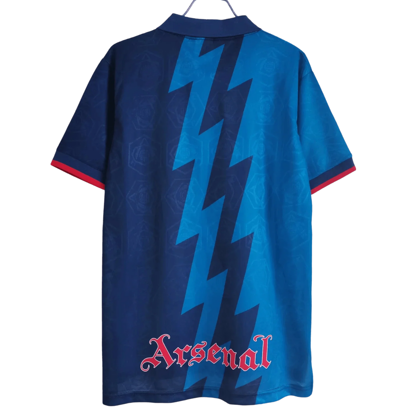 https://cdn.shopify.com/s/files/1/0826/7228/8075/files/19951996-arsenal-jvc-blue-away-retro-kit-classickits433-853342.webp?v=1741199334