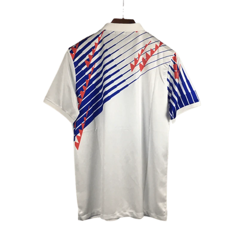 https://cdn.shopify.com/s/files/1/0826/7228/8075/files/19951996-japan-away-retro-kit-classickits433-374898.webp?v=1741198811