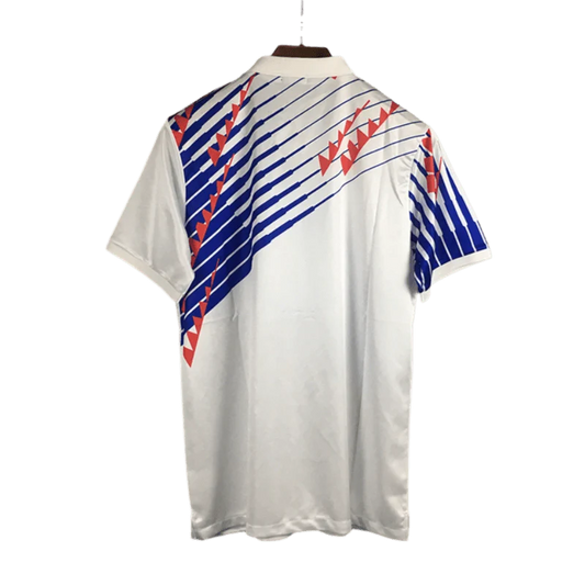 https://cdn.shopify.com/s/files/1/0826/7228/8075/files/19951996-japan-away-retro-kit-classickits433-374898.webp?v=1741198811