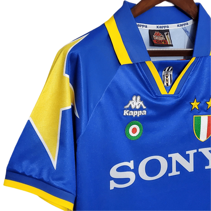 https://cdn.shopify.com/s/files/1/0826/7228/8075/files/19951996-juventus-sony-away-retro-kit-classickits433-252825.webp?v=1741198804