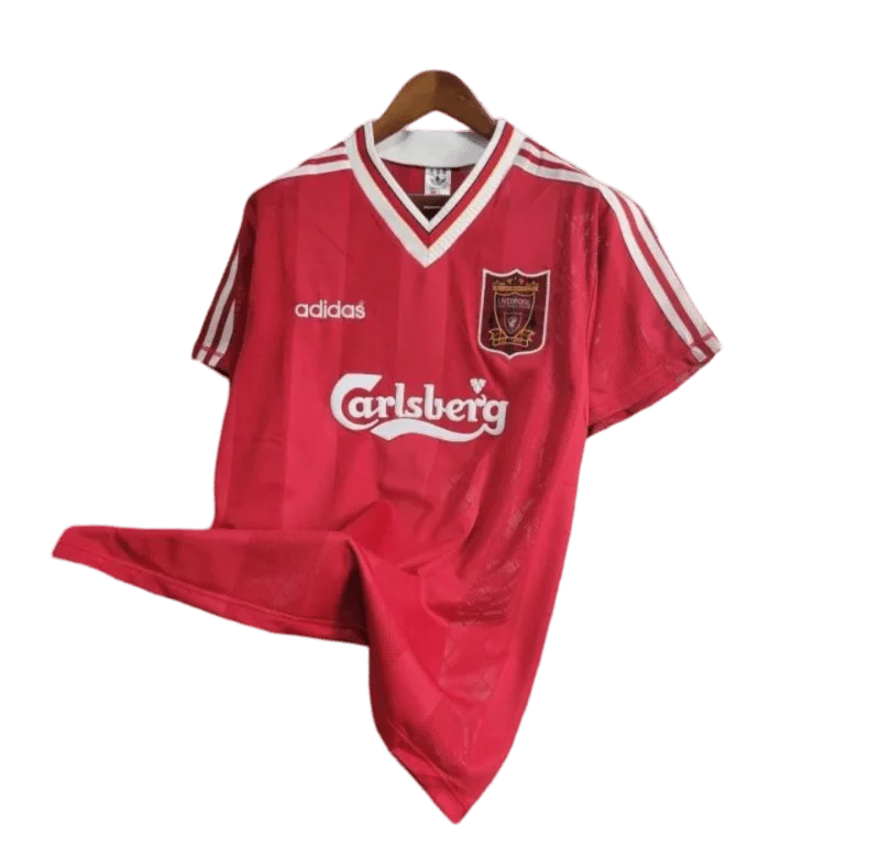 https://cdn.shopify.com/s/files/1/0826/7228/8075/files/19951996-liverpool-carlsberg-home-retro-kit-classickits433-648400.webp?v=1741199186