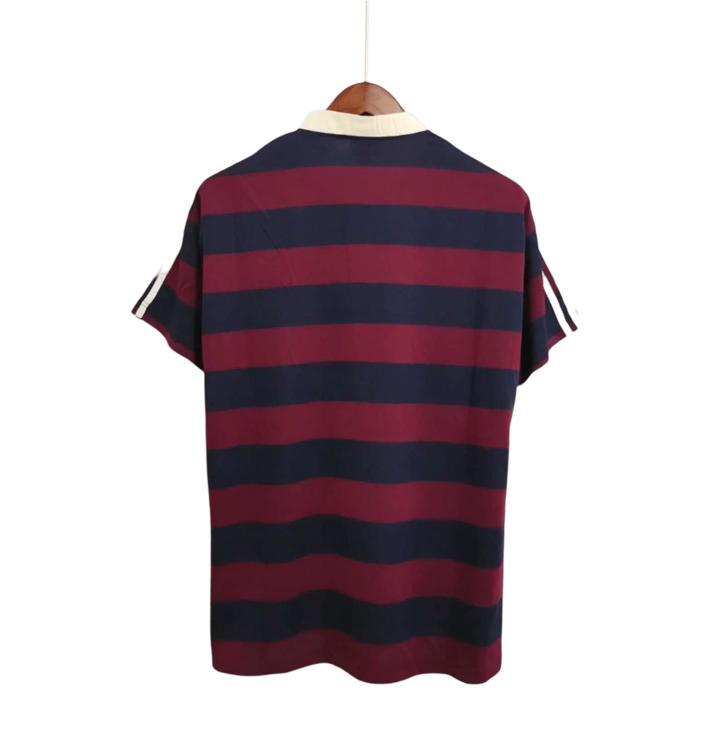 https://cdn.shopify.com/s/files/1/0826/7228/8075/files/19951996-newcastle-utd-away-retro-kit-classickits433-225337.webp?v=1741199162