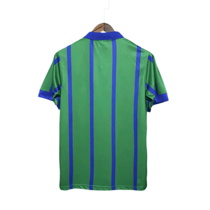 https://cdn.shopify.com/s/files/1/0826/7228/8075/files/19951996-newcastle-utd-mcewans-away-retro-kit-classickits433-428351.webp?v=1741199157