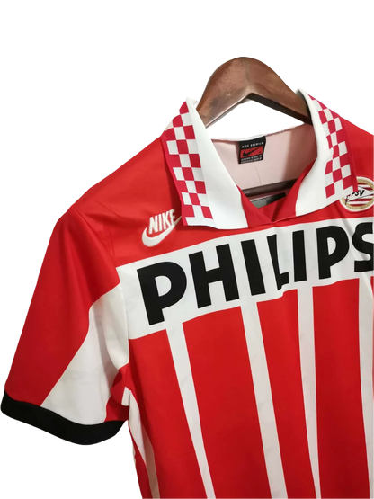 https://cdn.shopify.com/s/files/1/0826/7228/8075/files/19951996-psv-eindhoven-philips-home-retro-kit-classickits433-631791.webp?v=1741199358
