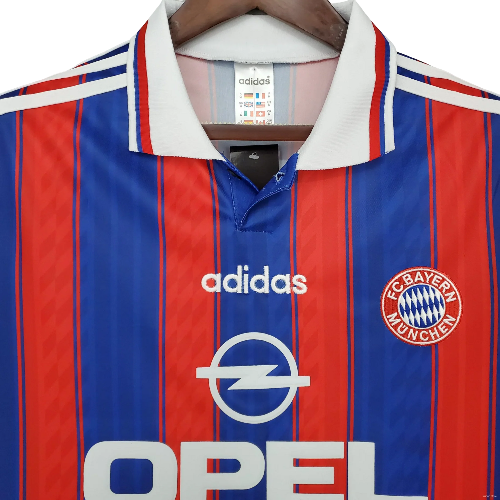 https://cdn.shopify.com/s/files/1/0826/7228/8075/files/19951997-bayern-munich-opel-home-retro-kit-classickits433-305408.webp?v=1741199414