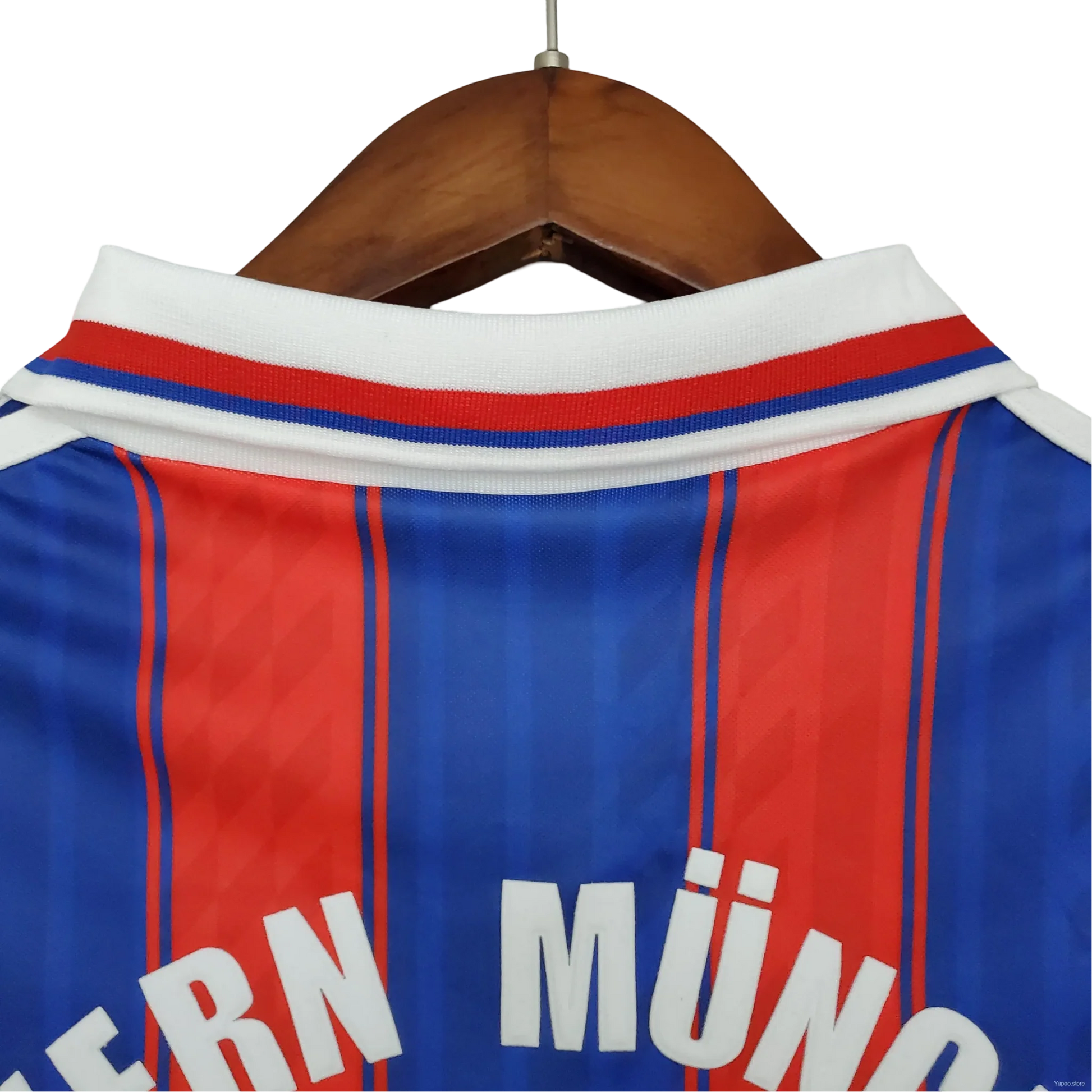 https://cdn.shopify.com/s/files/1/0826/7228/8075/files/19951997-bayern-munich-opel-home-retro-kit-classickits433-477941.webp?v=1741199413