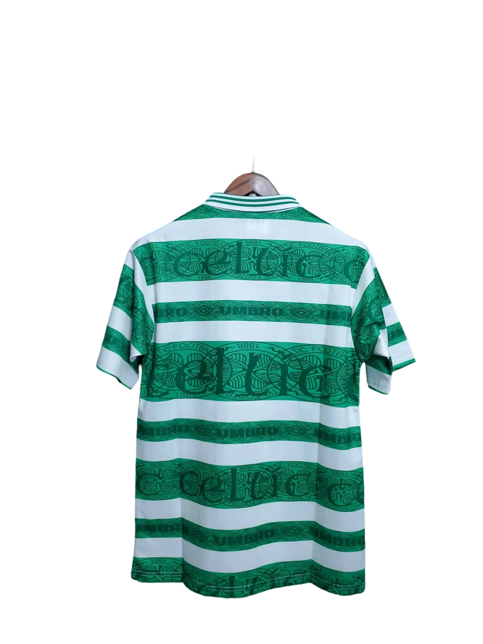 https://cdn.shopify.com/s/files/1/0826/7228/8075/files/19951997-glasgow-celtic-cr-smith-home-kit-classickits433-989864.webp?v=1741199174