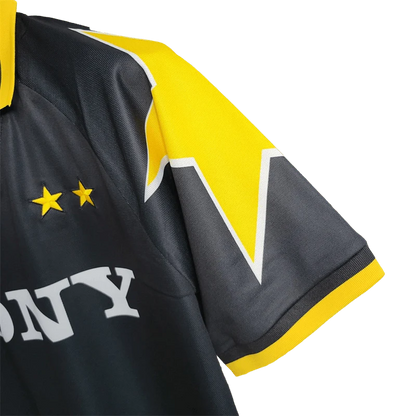 https://cdn.shopify.com/s/files/1/0826/7228/8075/files/19951997-juventus-sony-third-retro-kit-classickits433-528792.webp?v=1741198775
