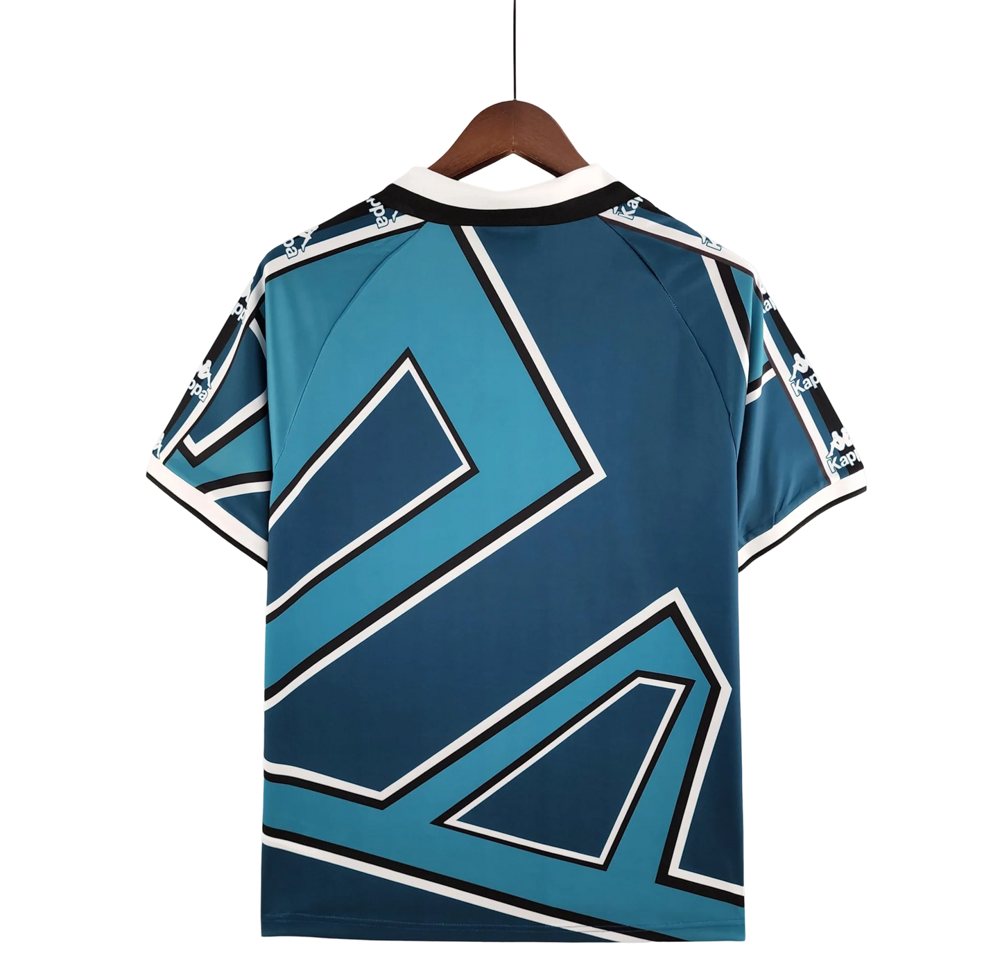 https://cdn.shopify.com/s/files/1/0826/7228/8075/files/19951997-real-betis-away-retro-kit-classickits433-428893.webp?v=1741199149