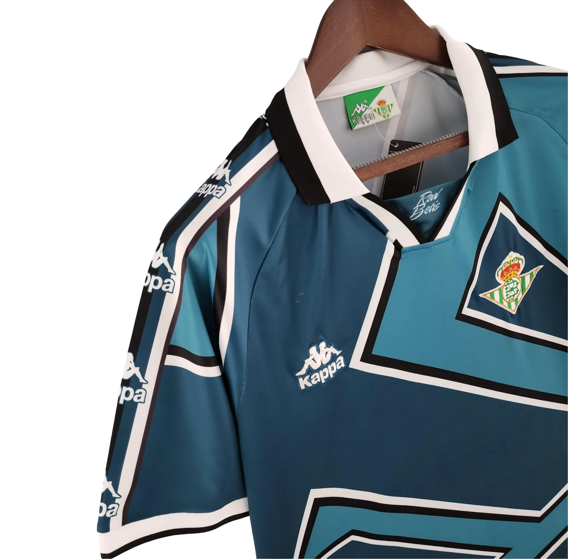 https://cdn.shopify.com/s/files/1/0826/7228/8075/files/19951997-real-betis-away-retro-kit-classickits433-830896.webp?v=1741199151
