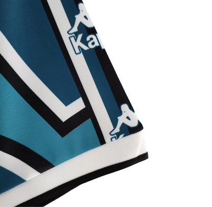 https://cdn.shopify.com/s/files/1/0826/7228/8075/files/19951997-real-betis-away-retro-kit-classickits433-900490.webp?v=1741199149