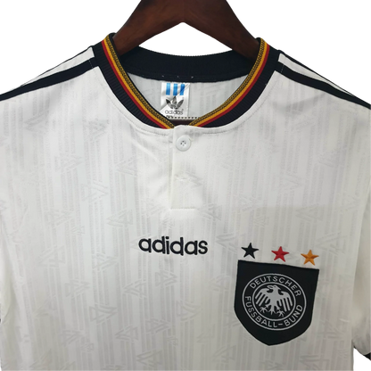 https://cdn.shopify.com/s/files/1/0826/7228/8075/files/1996-germany-euro-retro-kit-695155.webp?v=1741197044