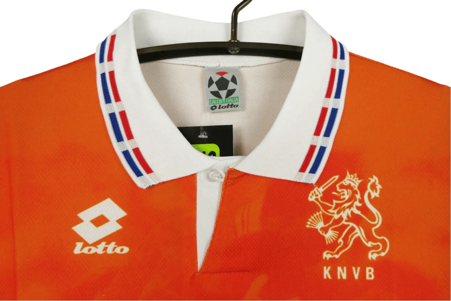 https://cdn.shopify.com/s/files/1/0826/7228/8075/files/1996-netherlands-home-kit-124525.webp?v=1741196944