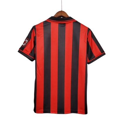 https://cdn.shopify.com/s/files/1/0826/7228/8075/files/19961997-ac-milan-lotto-opel-home-retro-kit-classickits433-728318.webp?v=1741198902