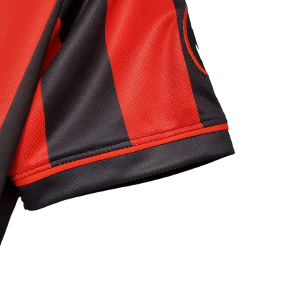 https://cdn.shopify.com/s/files/1/0826/7228/8075/files/19961997-ac-milan-lotto-opel-home-retro-kit-classickits433-769752.webp?v=1741198904