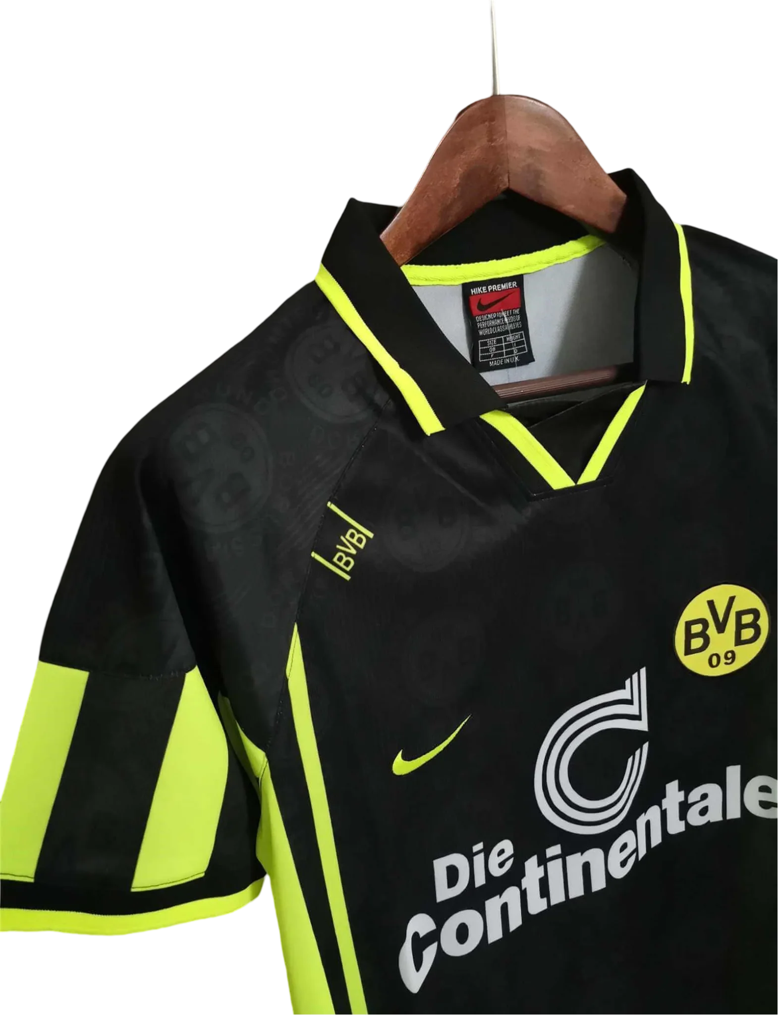 https://cdn.shopify.com/s/files/1/0826/7228/8075/files/19961997-borussia-dortmund-continentale-away-retro-kit-classickits433-835829.webp?v=1741199393