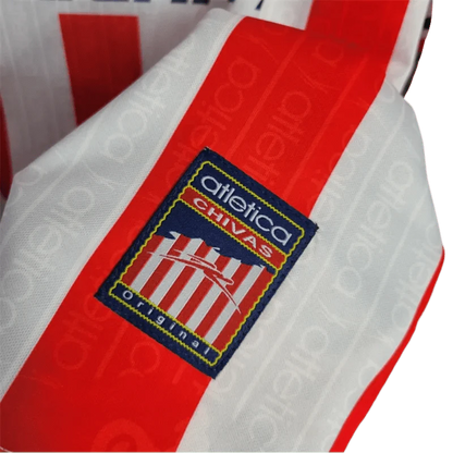 https://cdn.shopify.com/s/files/1/0826/7228/8075/files/19961997-chivas-guadalajara-mexicana-home-retro-jersey-205998.webp?v=1741197161