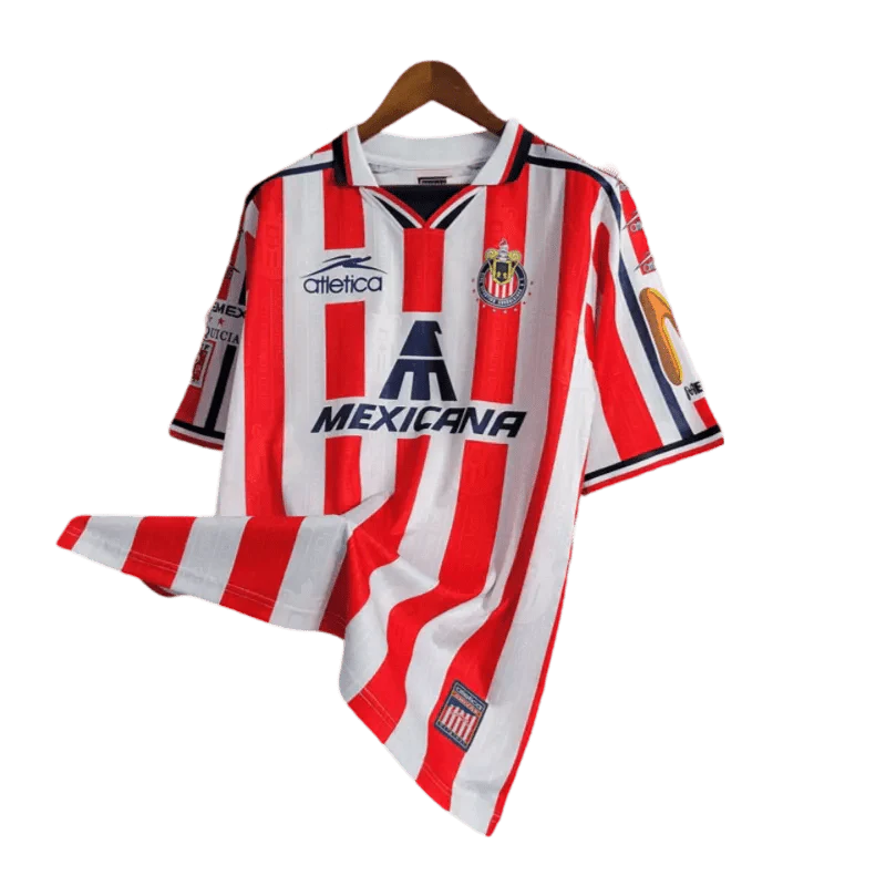 https://cdn.shopify.com/s/files/1/0826/7228/8075/files/19961997-chivas-guadalajara-mexicana-home-retro-jersey-229895.webp?v=1741197159