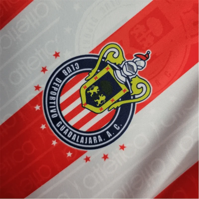 https://cdn.shopify.com/s/files/1/0826/7228/8075/files/19961997-chivas-guadalajara-mexicana-home-retro-jersey-434136.webp?v=1741197161