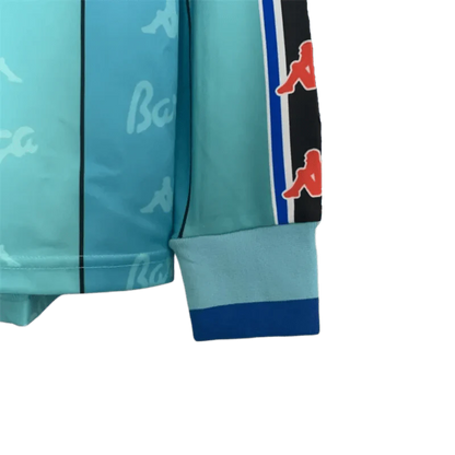 https://cdn.shopify.com/s/files/1/0826/7228/8075/files/19961997-fc-barcelona-away-retro-kit-long-sleeves-classickits433-991287.webp?v=1741197553