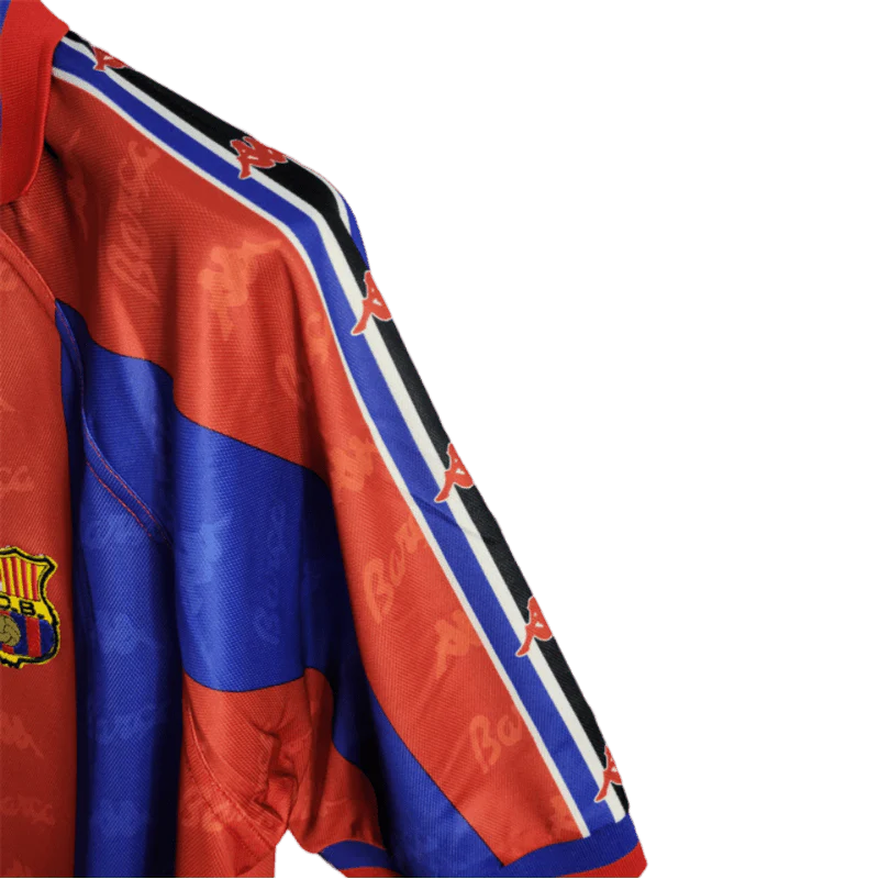 https://cdn.shopify.com/s/files/1/0826/7228/8075/files/19961997-fc-barcelona-home-retro-kit-classickits433-508087.webp?v=1741199034