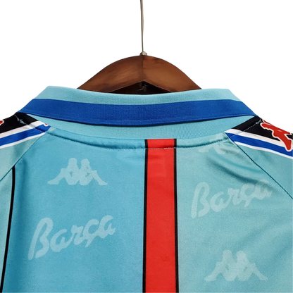 https://cdn.shopify.com/s/files/1/0826/7228/8075/files/19961997-fc-barcelona-turquoise-retro-kit-classickits433-134048.webp?v=1741199022