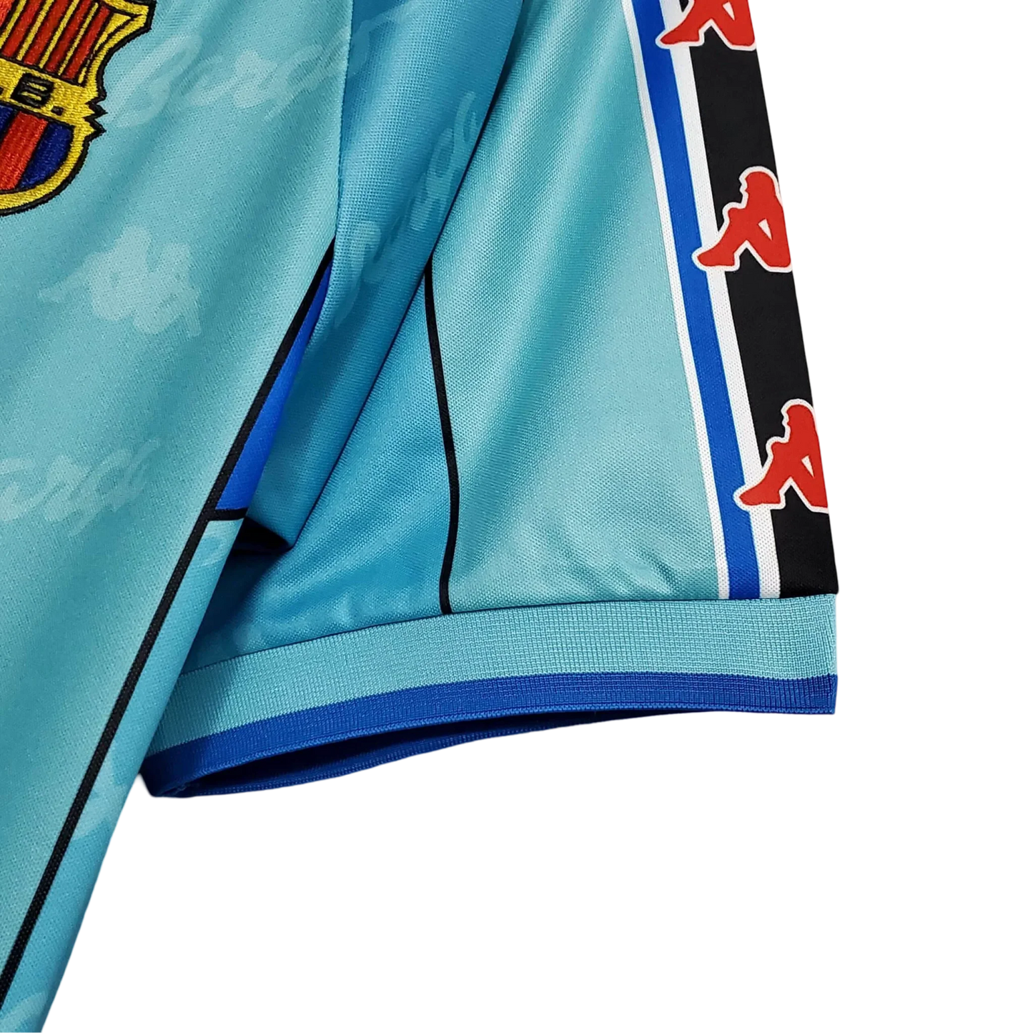 https://cdn.shopify.com/s/files/1/0826/7228/8075/files/19961997-fc-barcelona-turquoise-retro-kit-classickits433-365868.webp?v=1741199025