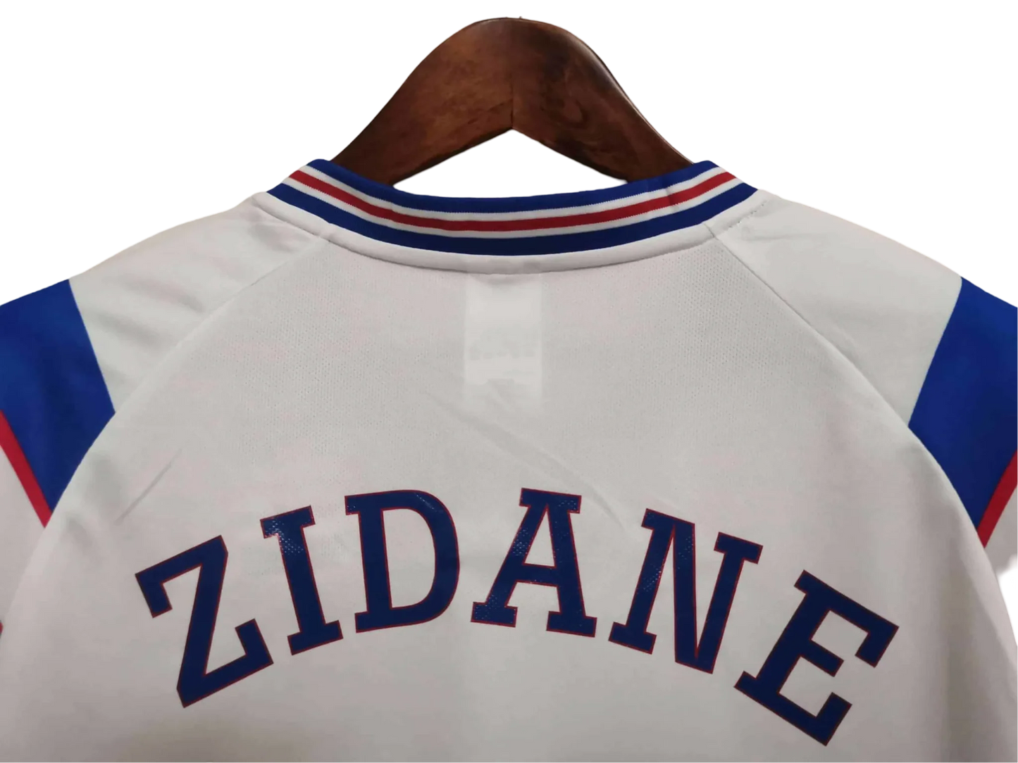 https://cdn.shopify.com/s/files/1/0826/7228/8075/files/19961997-france-away-retro-jersey-105443.webp?v=1741198519